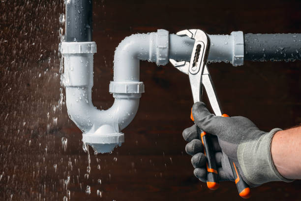 Professional Gas Line Repair technician working in Alexandria Bay, NY